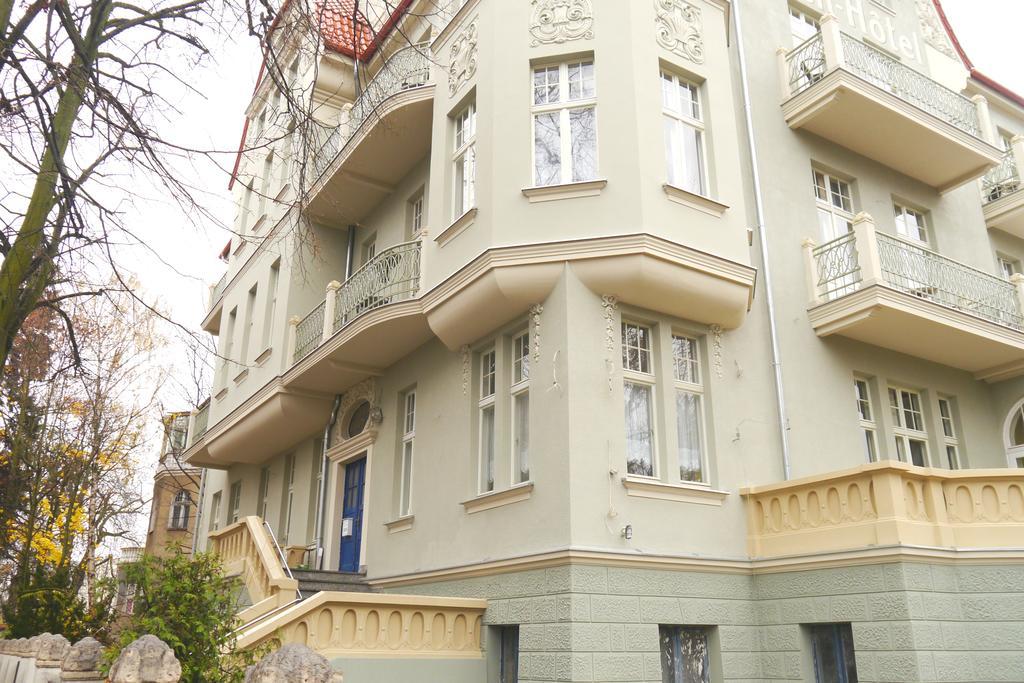 Hotel Pensjonat Eden Sopot Exterior foto
